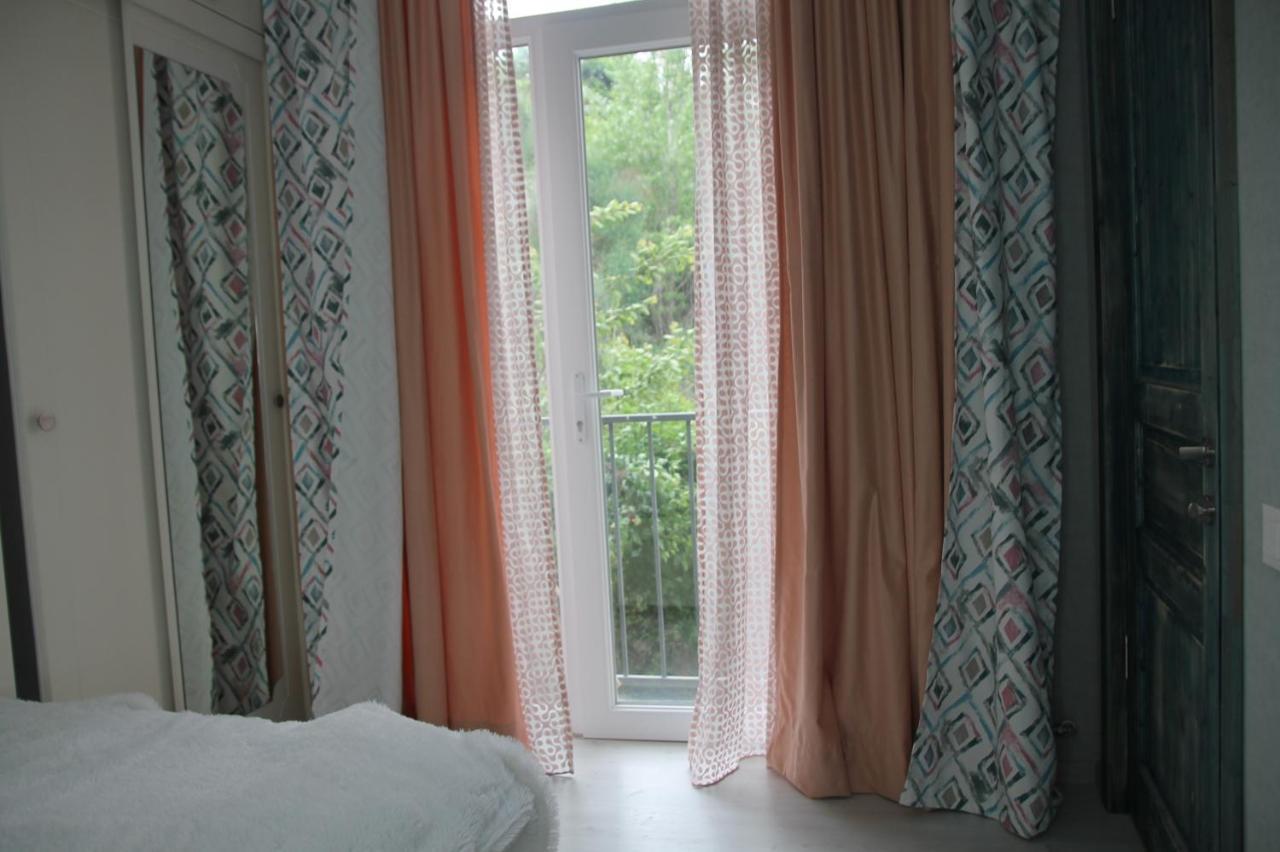 Cozy Apartment In Vake Tbilisi ภายนอก รูปภาพ